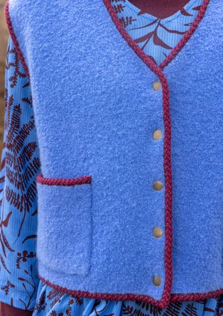 Strickweste „Sälen“ aus Wollbouclé - meeresblau