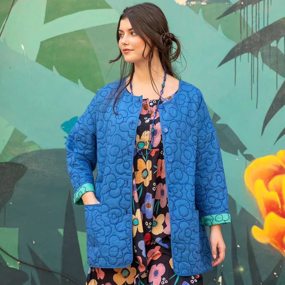 “Pigment” quilted organic cotton, reversible jacket - blue butterfly