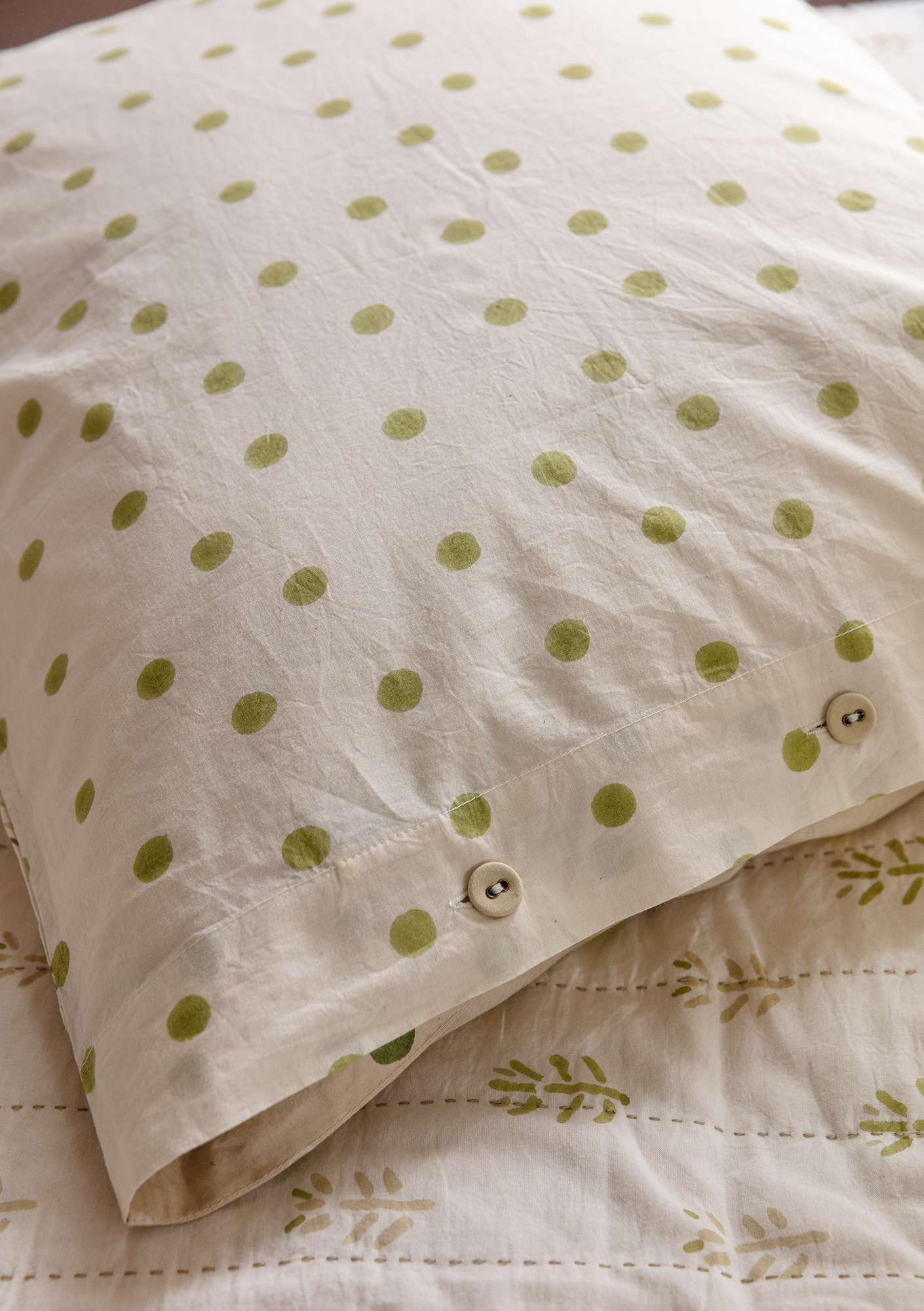 “Chandra” block-print organic cotton pillowcase  apple green
