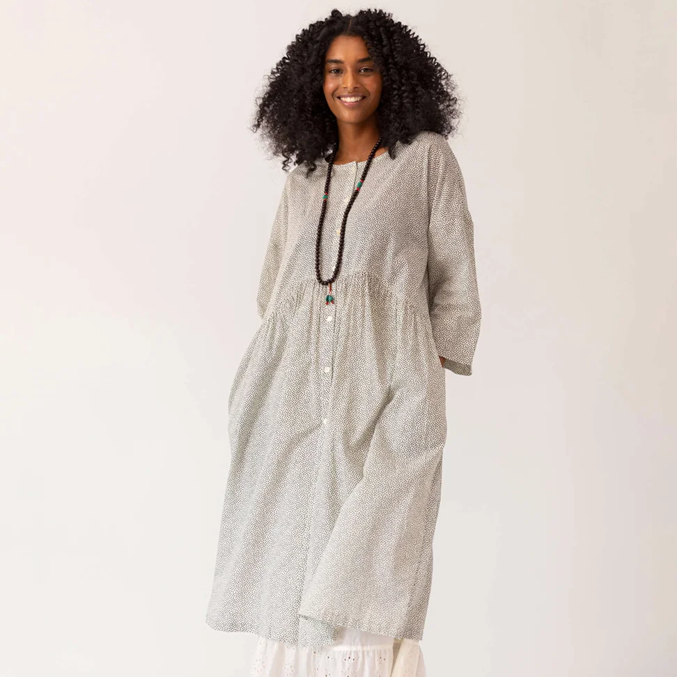“Agnes” woven organic cotton dress - black/patterned