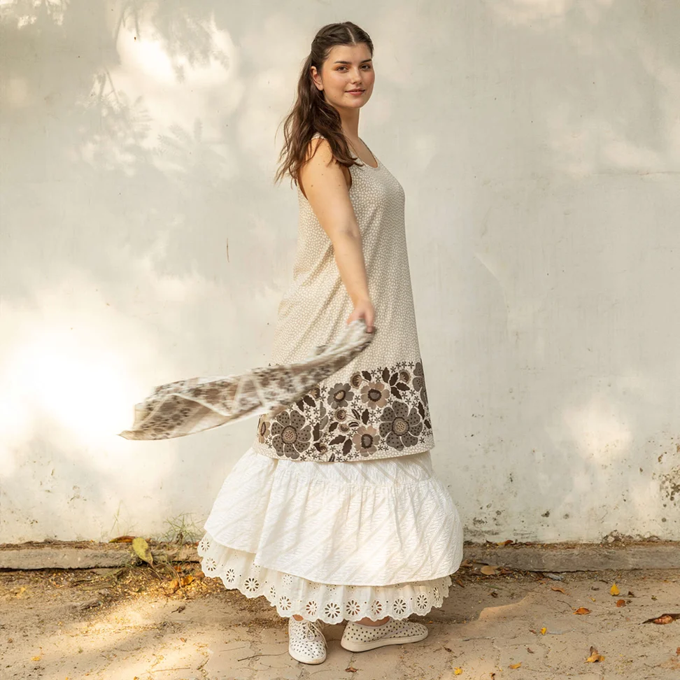 “Kirana” jersey dress in organic cotton - limestone