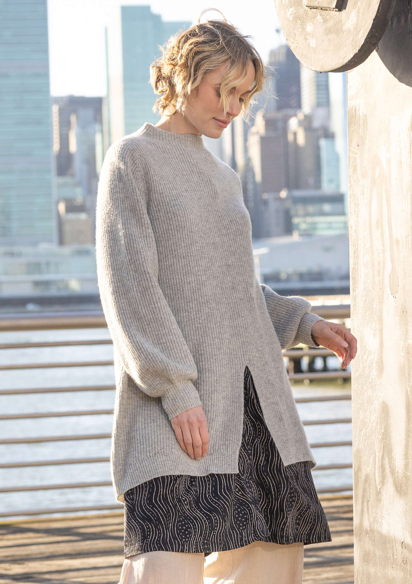 Knitted wool tunic light grey melange