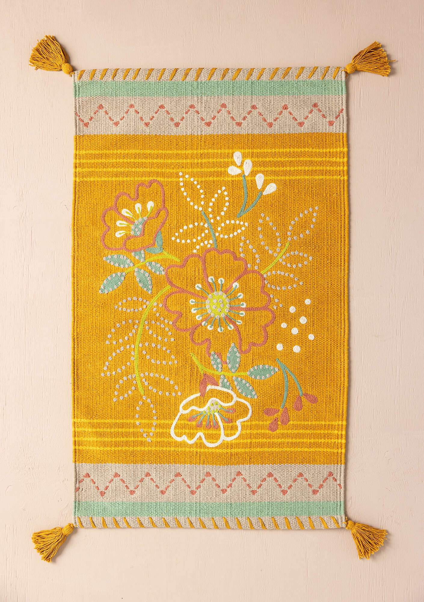 Embroidered “Vera” rug in organic cotton  mustard