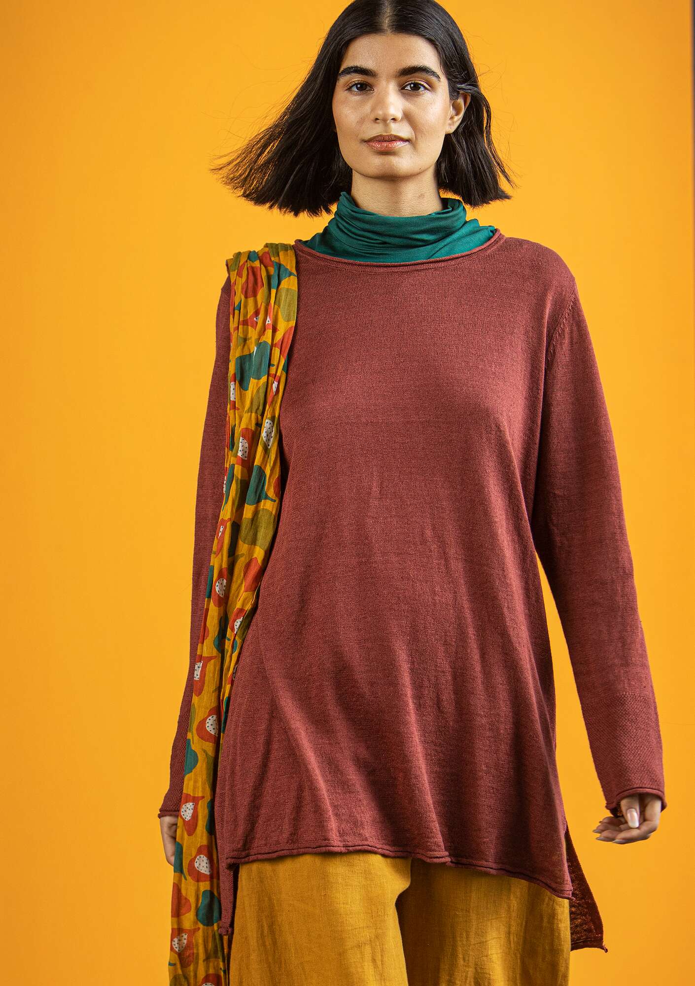 Tunic in a recycled linen knit fabric red curry