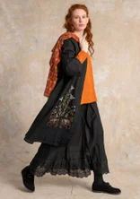 Robe brodée "Fåle" en coton biologique - noir