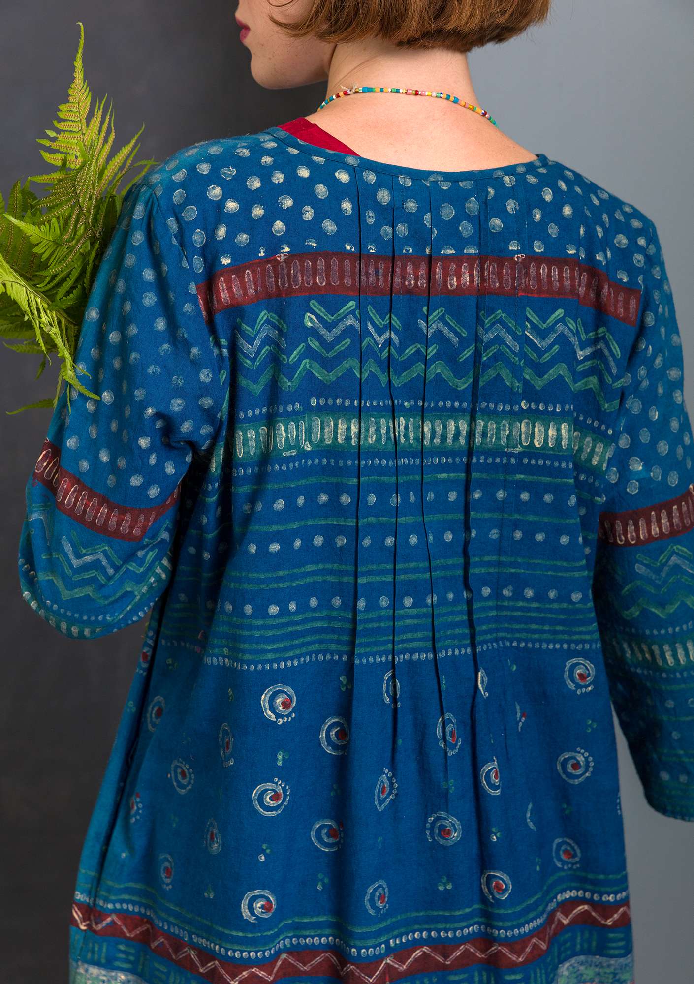 Geweven jurk  Madame Indigo  van biologisch katoen indigo thumbnail