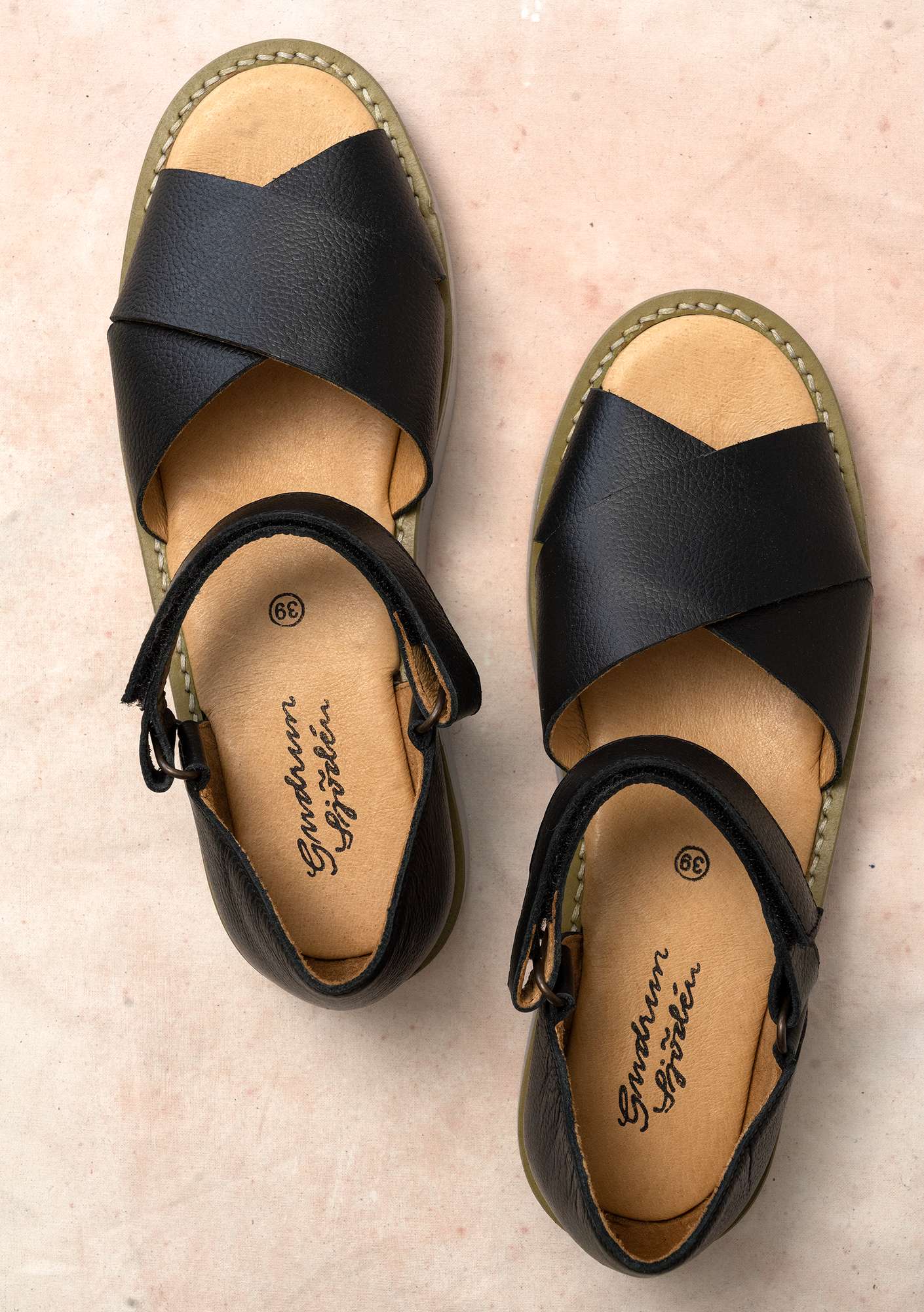 Sandales en cuir nappa noir thumbnail