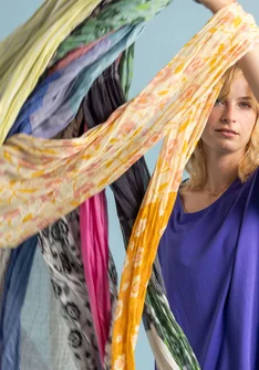 Tørklæde "Hazel" i økologisk bomuld - sahara