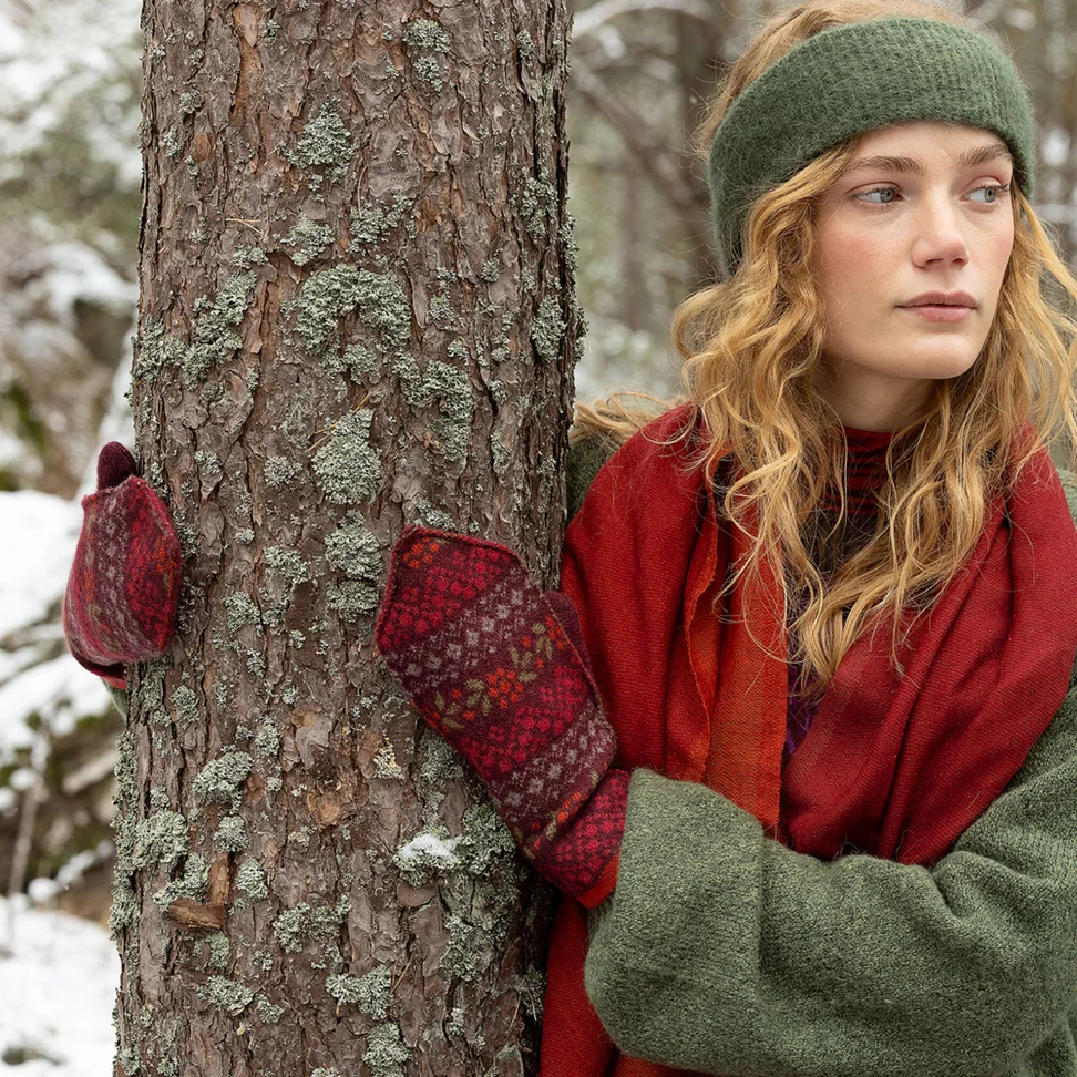 “Canwood” mittens in organic wool - grape