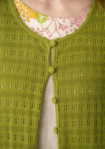 Pointellestrikket jakke «Heiwa» i økologisk / resirkulert bomull - asparges