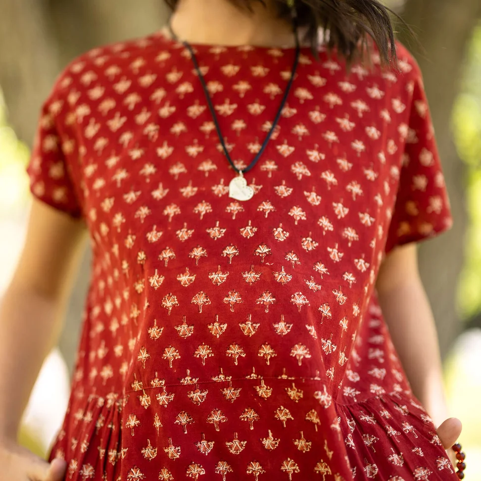 Webkleid „Thistle“ aus Bio-Baumwolle - henna