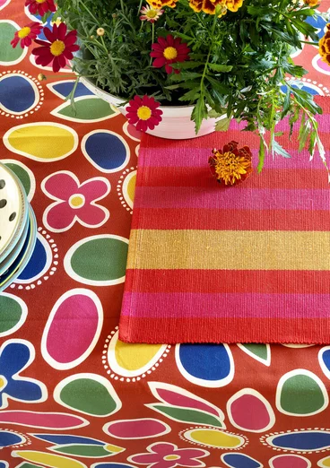 “Sol” patterned organic cotton tablecloth - amaryllis