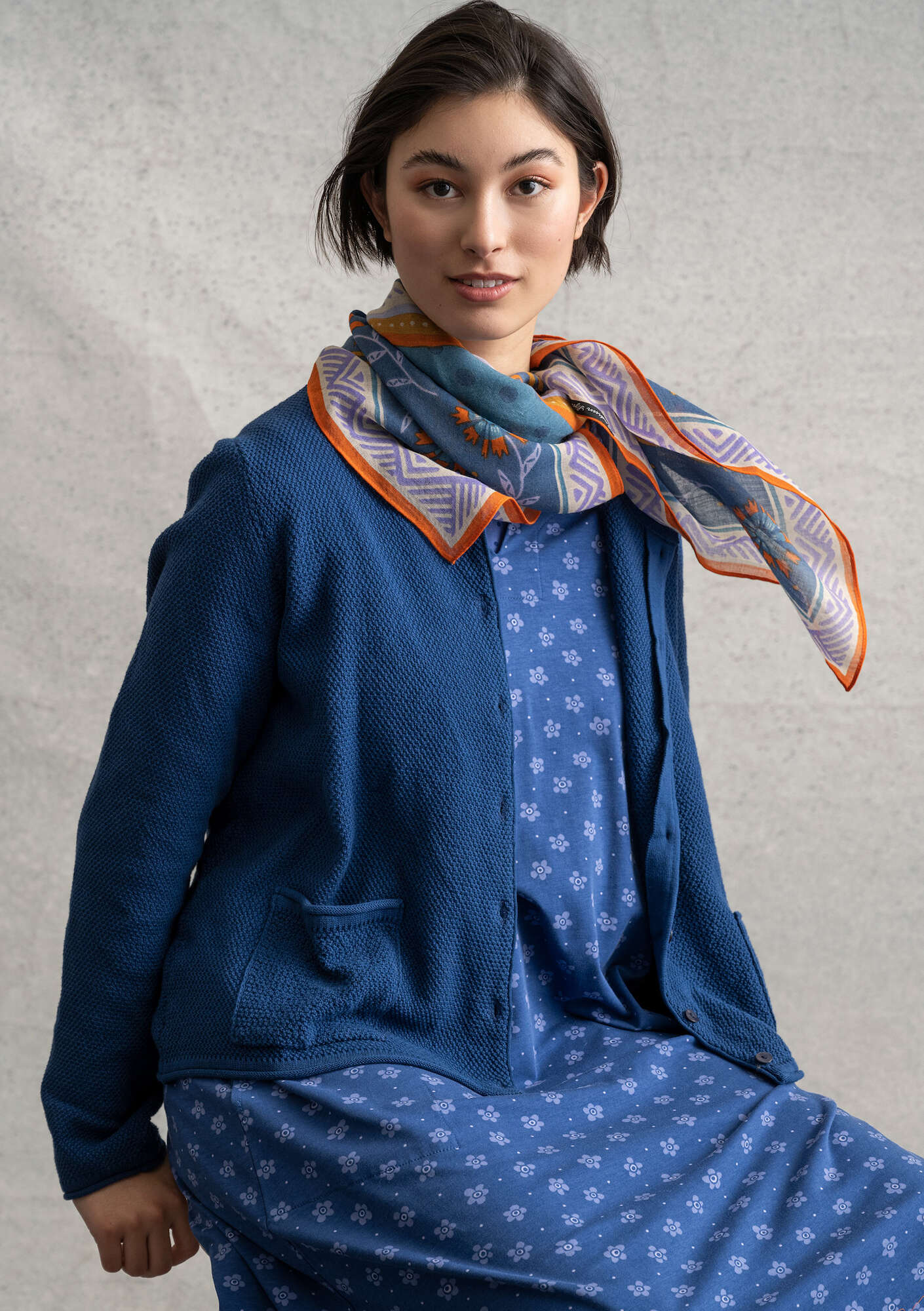 Moss-stitch knit cardigan in recycled cotton indigo blue
