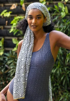 Huivi "Bow" ekopuuvillaa - nokimusta