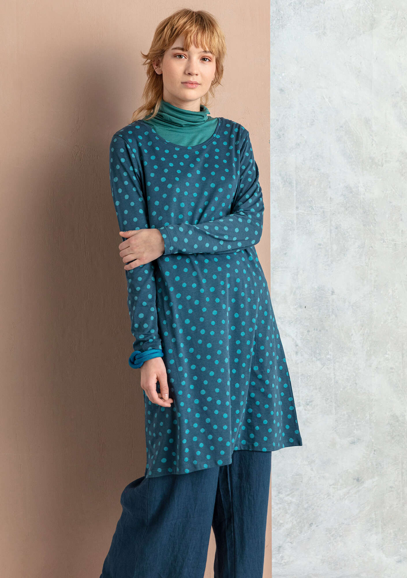“Juliet” jersey tunic in organic cotton/modal indigo/patterned