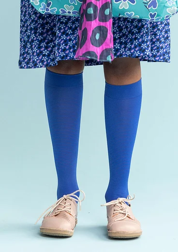 Randig knästrumpa i återvunnen polyamid -