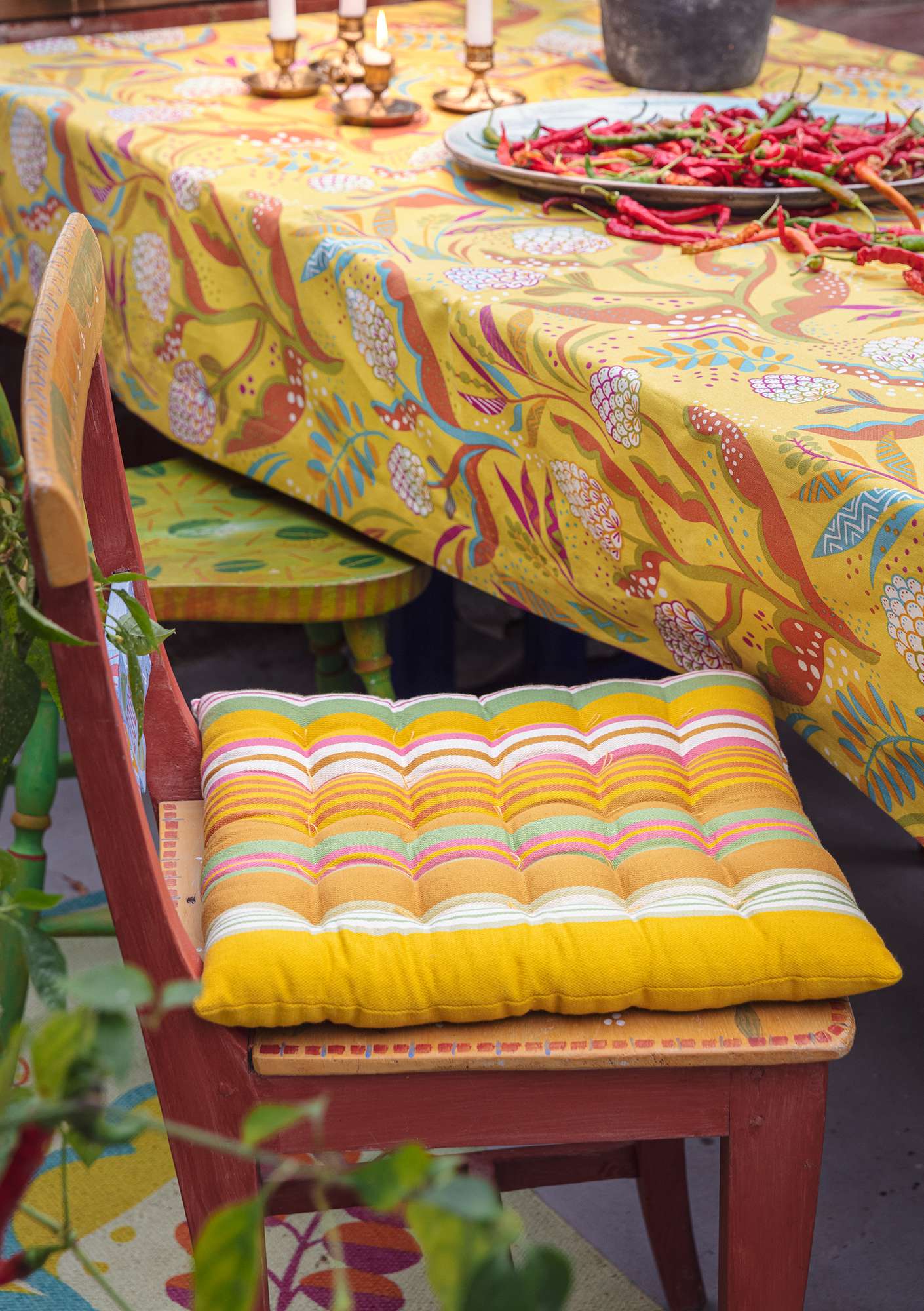 “Bolster” seat cushion in organic cotton pineapple thumbnail
