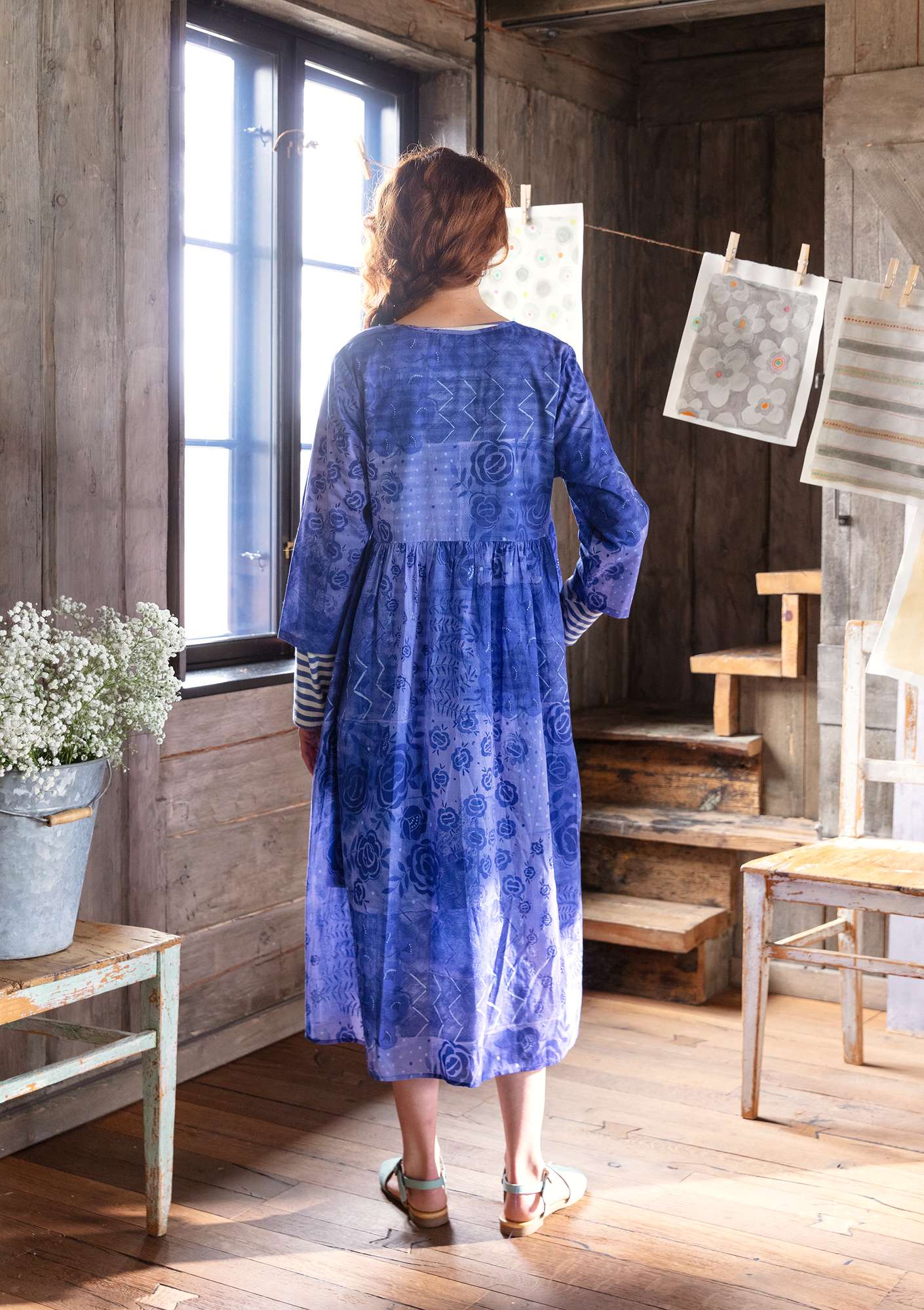 “Rosewood” woven dress in organic cotton lupin