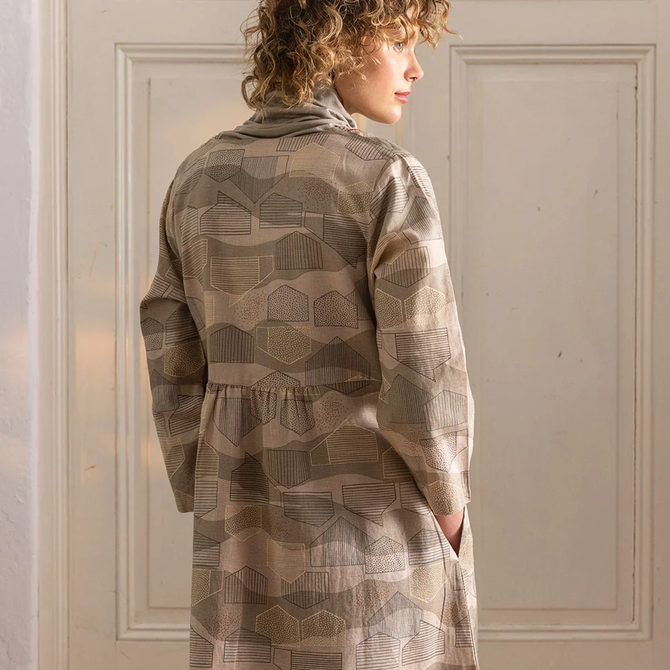 Jurk "Alaska" van geweven biologisch katoen/linnen - taupe