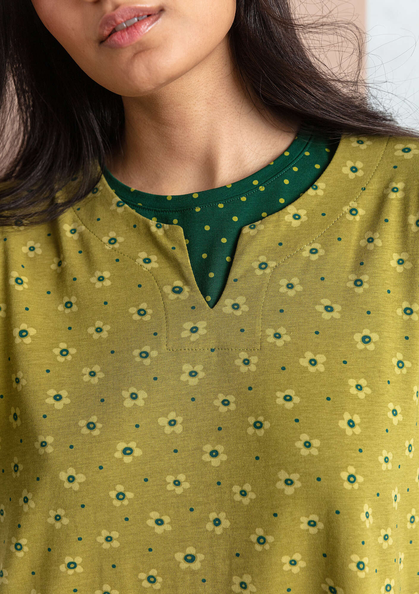 “Belle” jersey dress in organic cotton/spandex avocado/patterned thumbnail