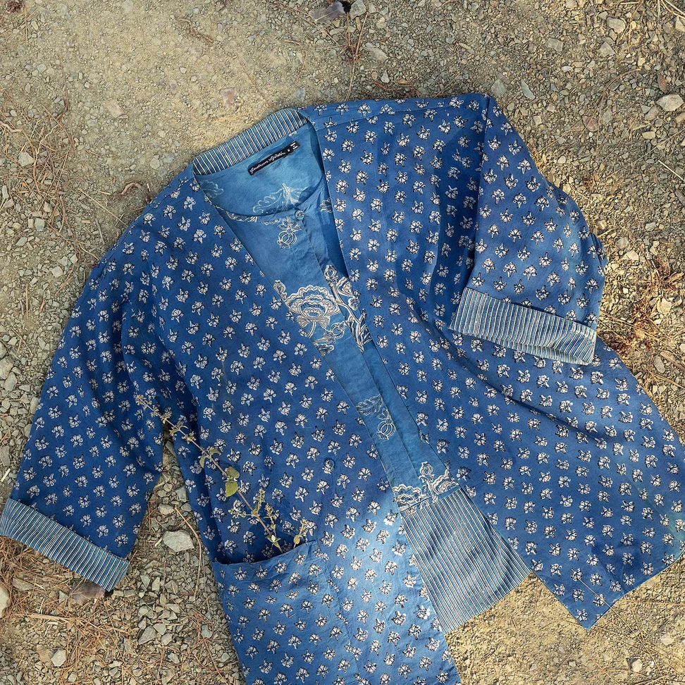 “Willow” woven organic cotton kimono - indigo