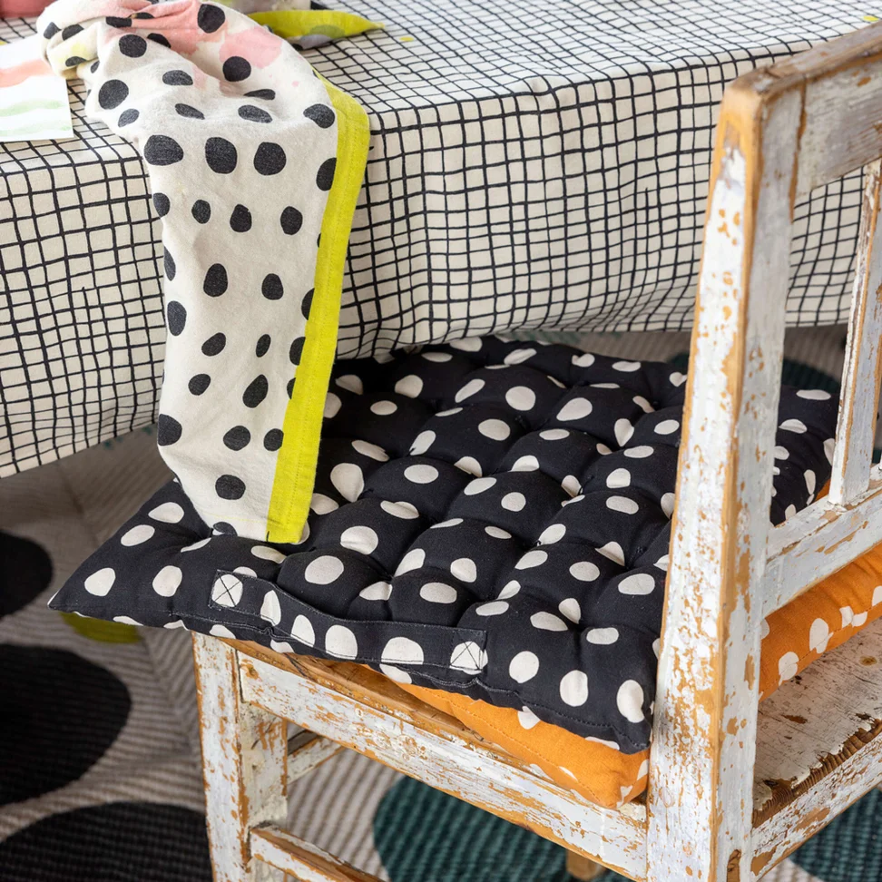 Stoelkussen "Mary" van biologisch katoen - zwart