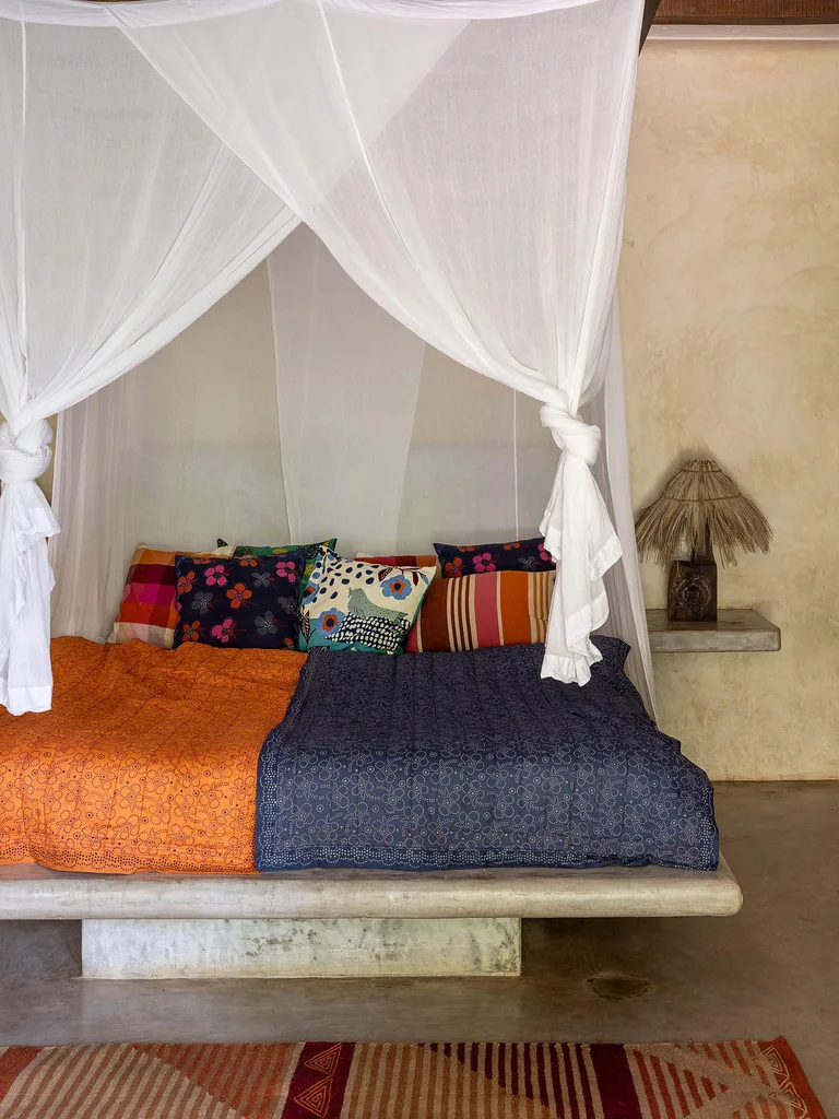 Block-printed “Peru” throw in organic cotton