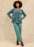 Solid-colored velour cardigan in organic cotton/recycled polyester (tea tree L)
