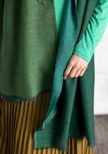 Satin-weave wool scarf - forest green