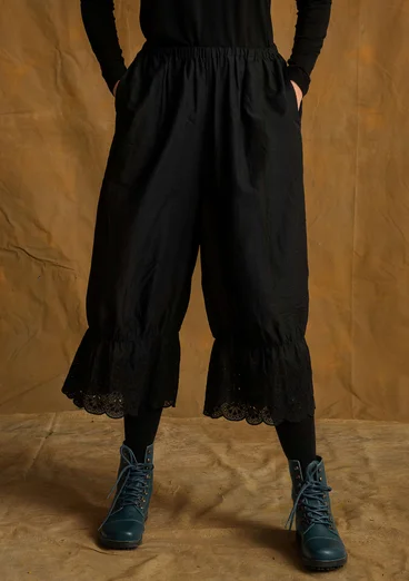 Bestickte Hose „Minal“ aus Bio-Baumwolle - schwarz