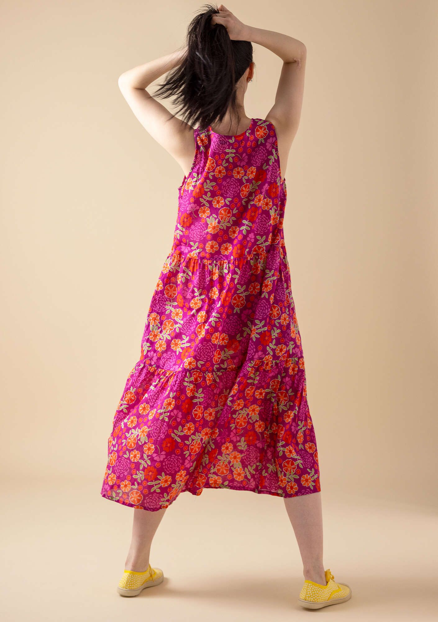 Geweven jurk van biologisch katoen donker hibiscus