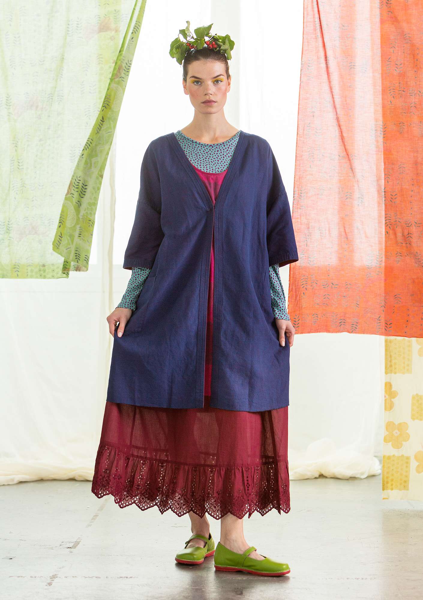 “Twin” linen/organic cotton reversible kimono red curry