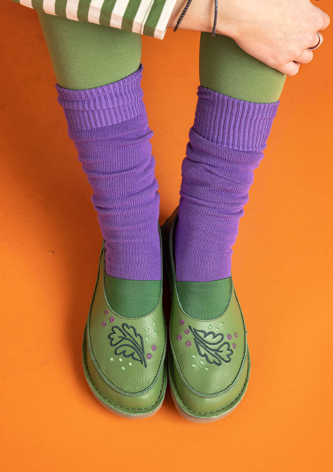 “Irma” nappa shoes with elastic strap coriander thumbnail
