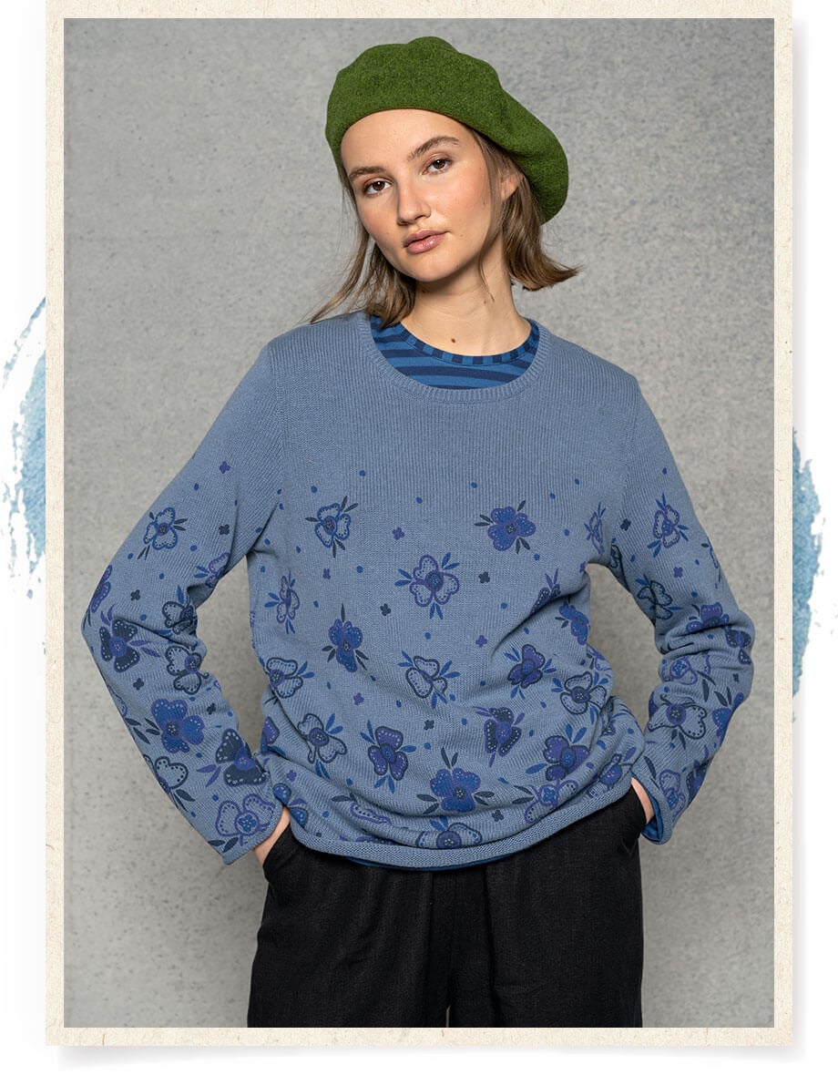 FAVOURITE “Daisy” sweater in a recycled cotton blend