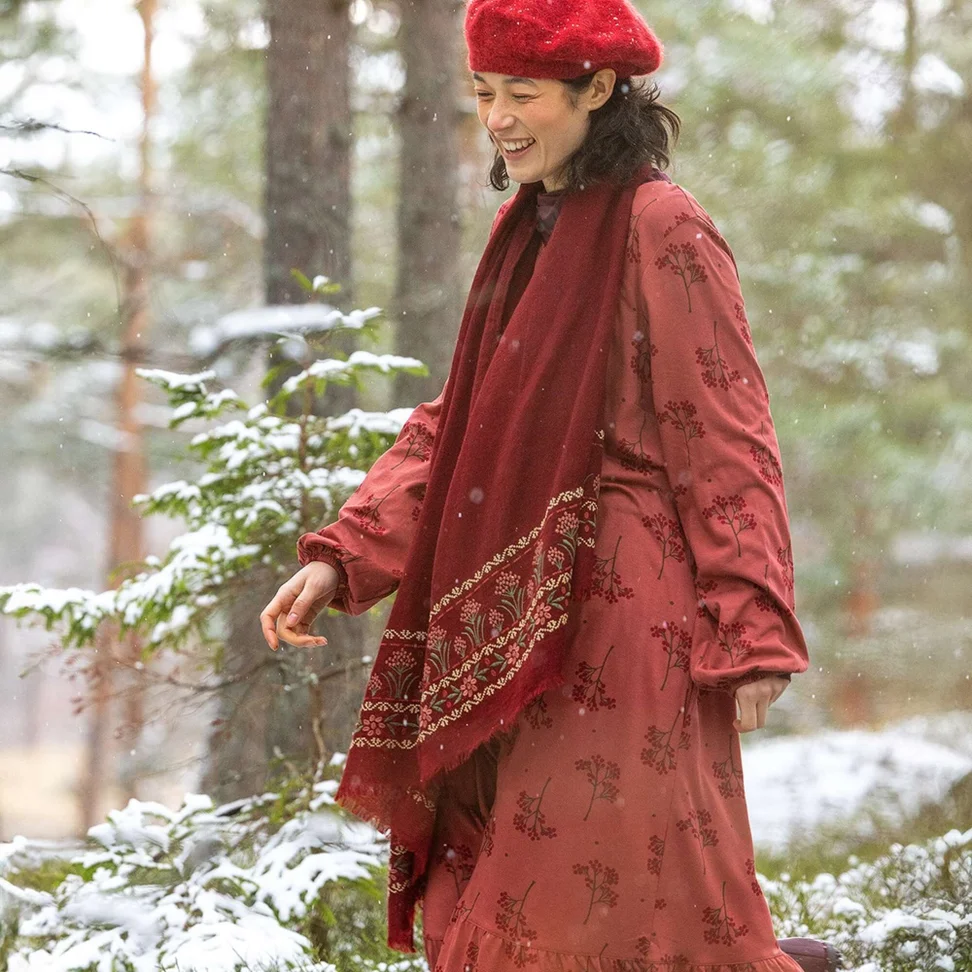 “Kiruna” woven scarf in wool - burgundy