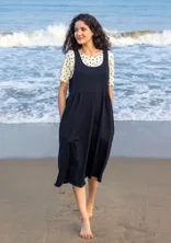 Einfarbiges Jerseykleid aus Bio-Baumwolle - schwarz