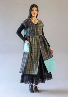 Robe sans manches à carreaux "Kerala" en coton biologique - noir
