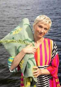 Teppich „Wildflower“ aus Bio-Baumwolle - staubgrün