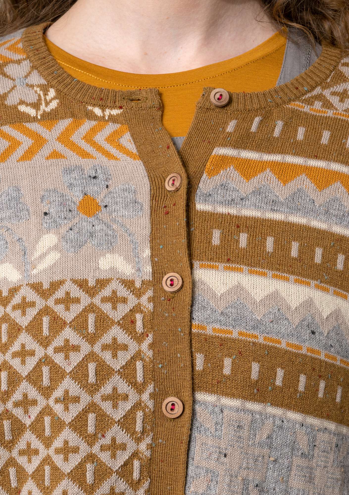 “Edith” lambswool/recycled cotton cardigan camel thumbnail