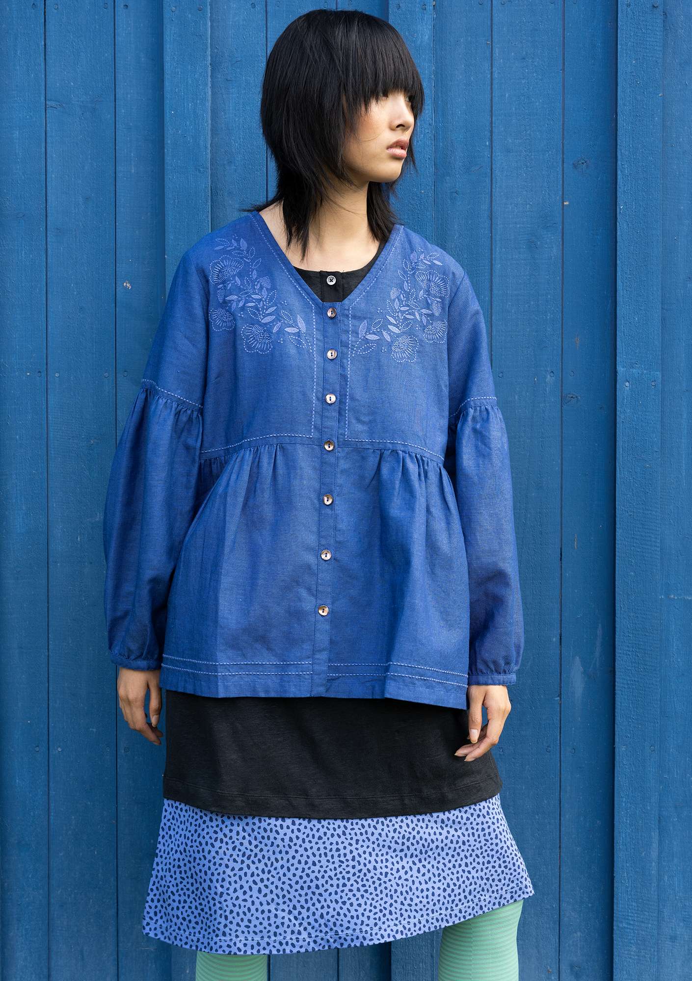 “Majorelle” organic cotton/linen blouse bluebell thumbnail