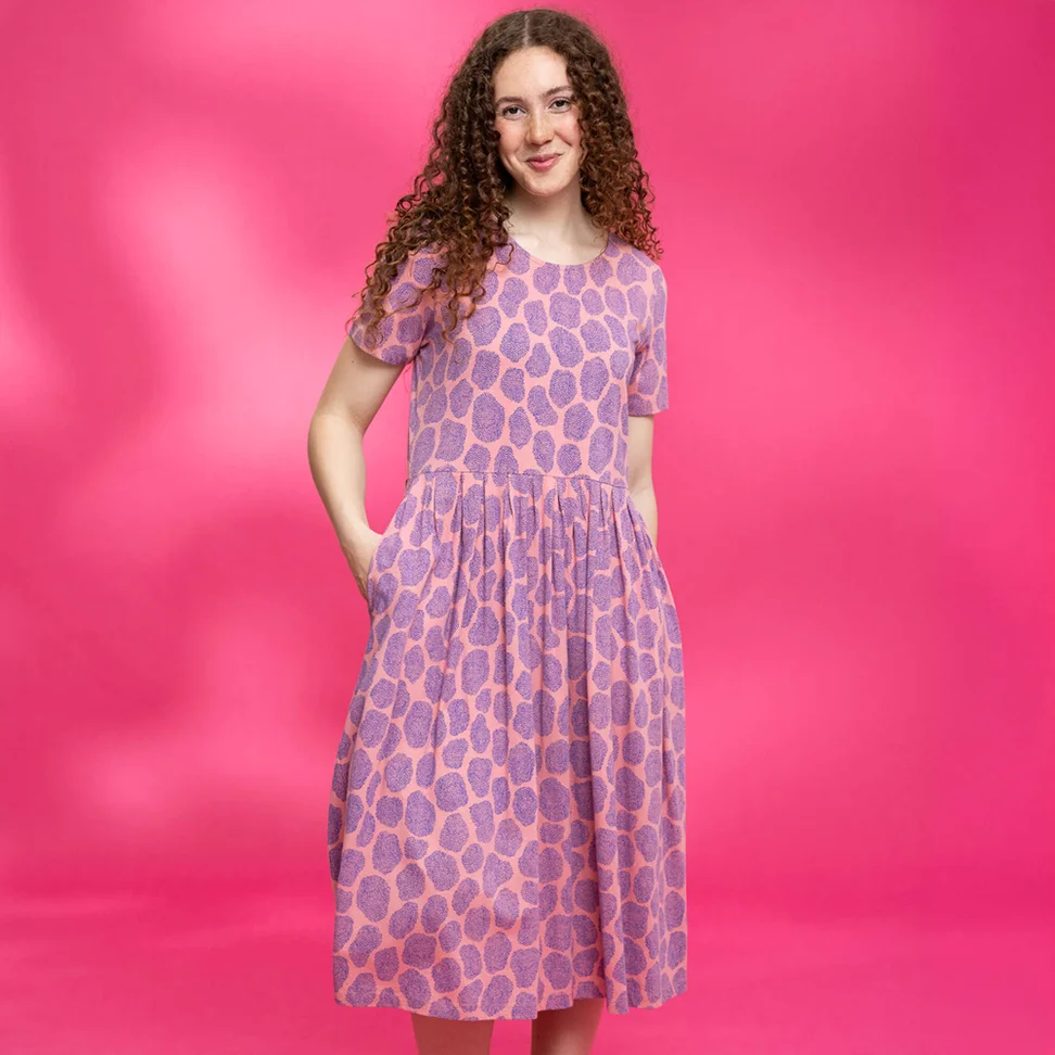 Jerseykleid „Himla“ aus Bio-Baumwolle - kirschblüte-gemustert