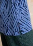 Gemustertes Shirt „Timmer“ aus Bio-Baumwolle/Modal (meeresblau L)
