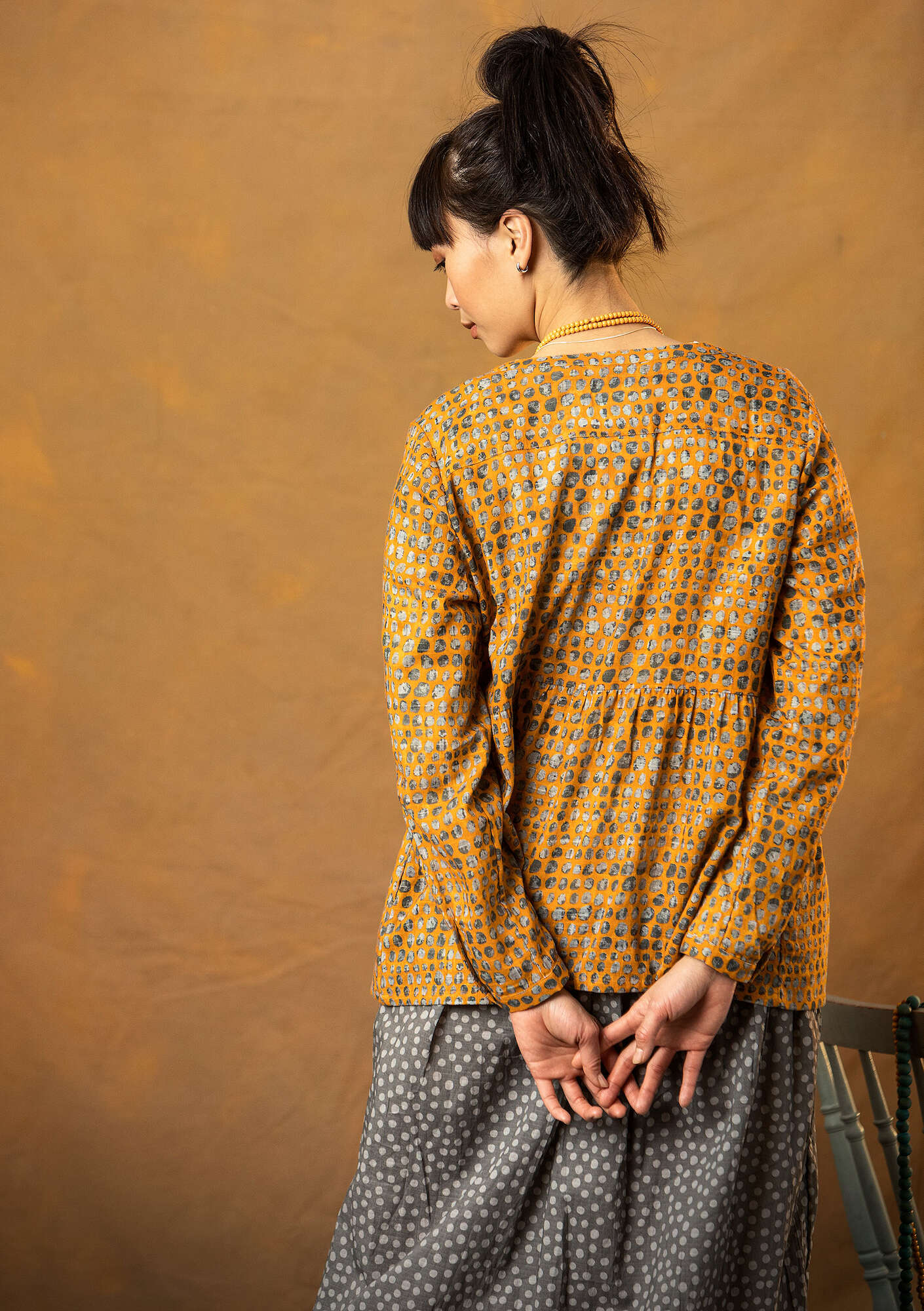 “Ottilia” artist’s blouse in organic cotton sun yellow thumbnail