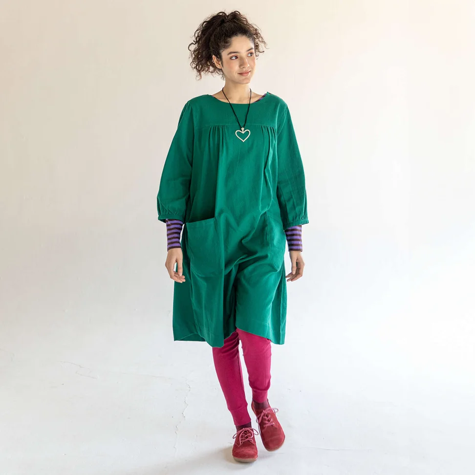 Robe "Benedita" en coton biologique tissé - vert bouteille clair