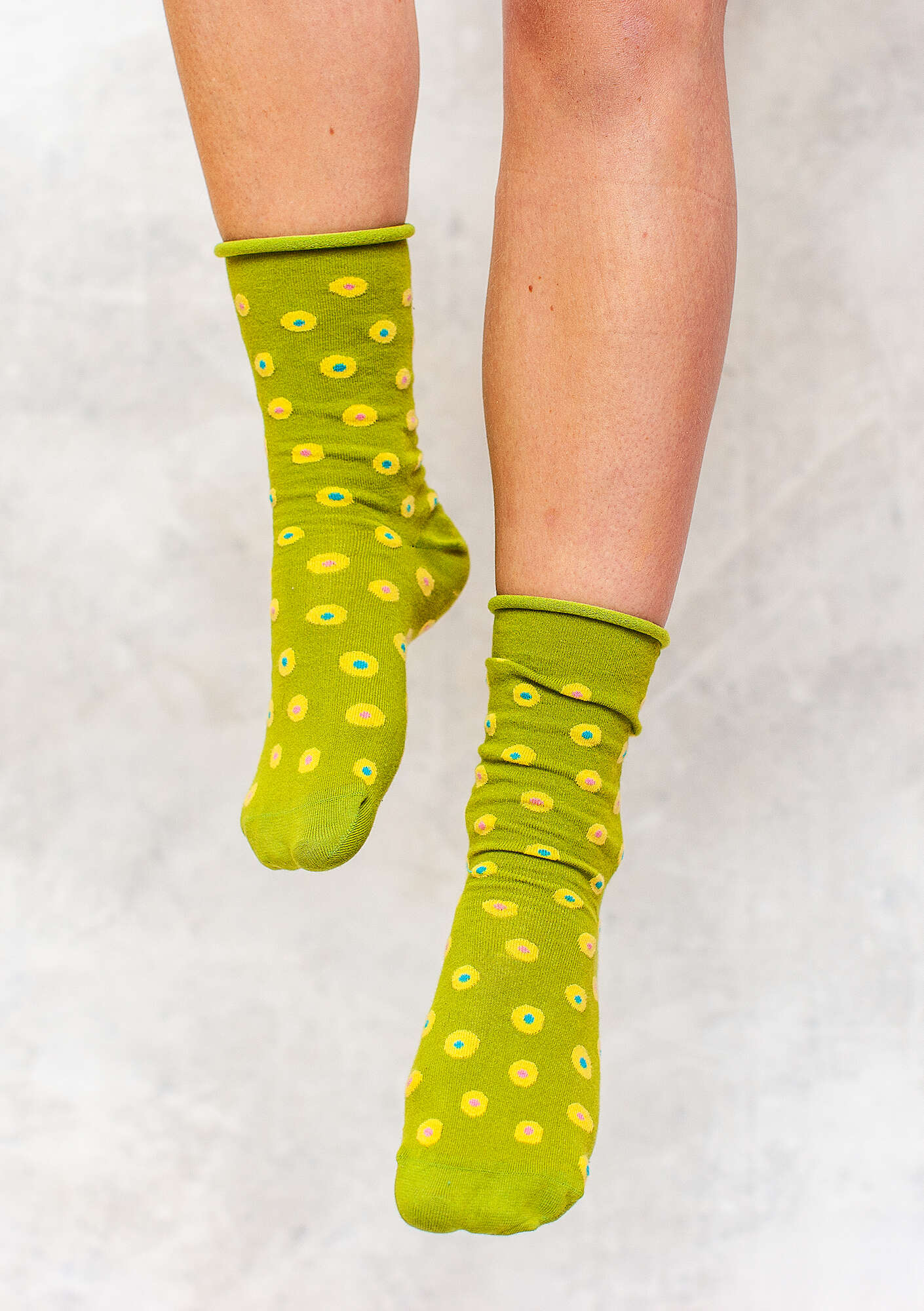 “Ines” organic cotton socks leaf green thumbnail