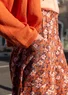 Webhose „Flora Flow“ aus Viskose (malve-gemustert L)