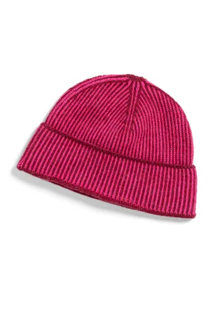 Beanie made of lambswool/organic and recycled cotton - red cabbage/cerise