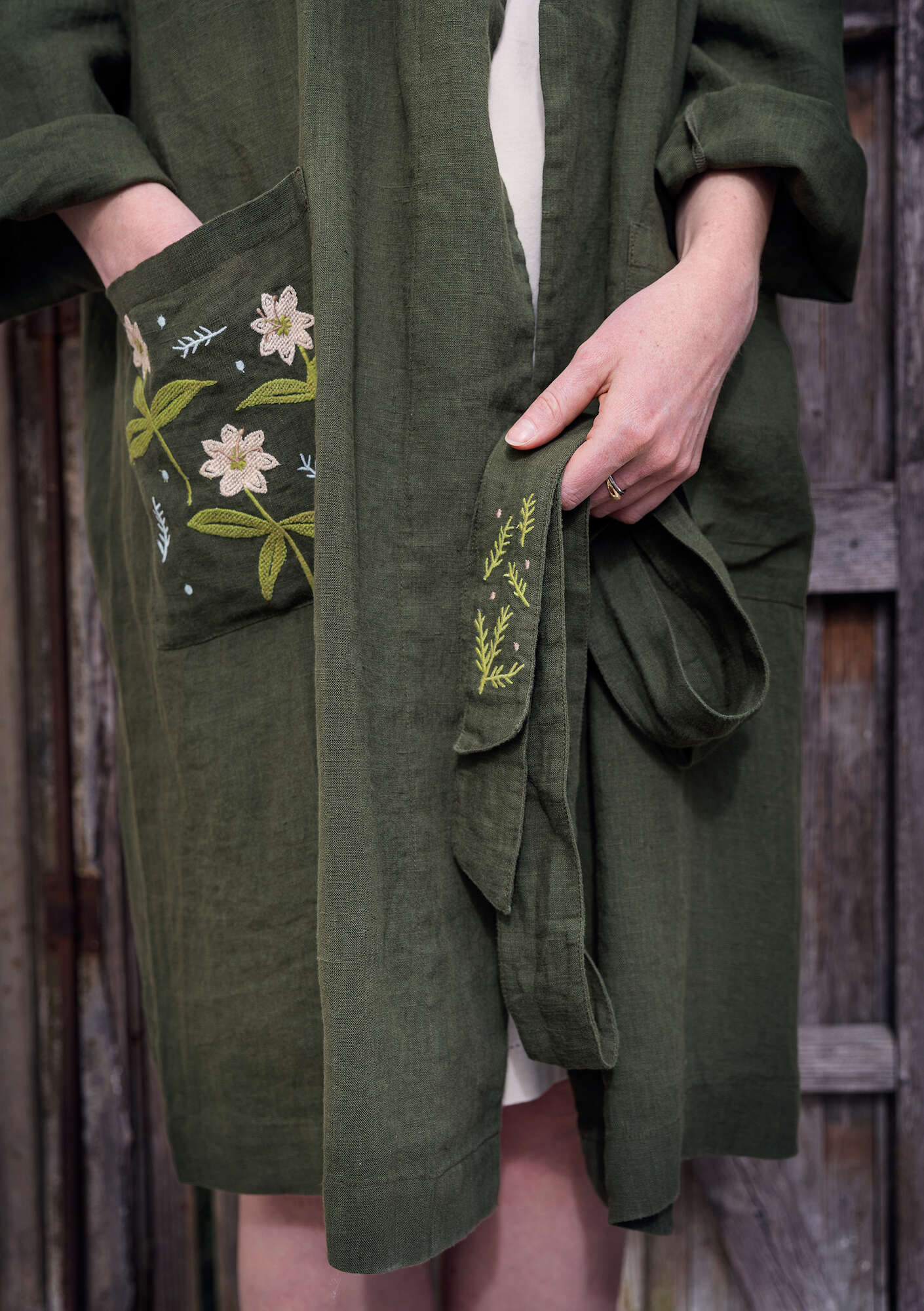 “Tuvstarr” woven kimono in linen pine thumbnail
