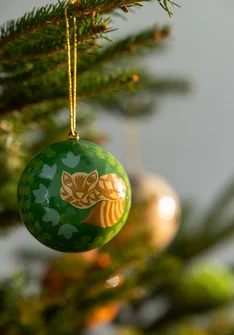 Boule de Noël "Alaska Forest" en papier mâché - vert herbe