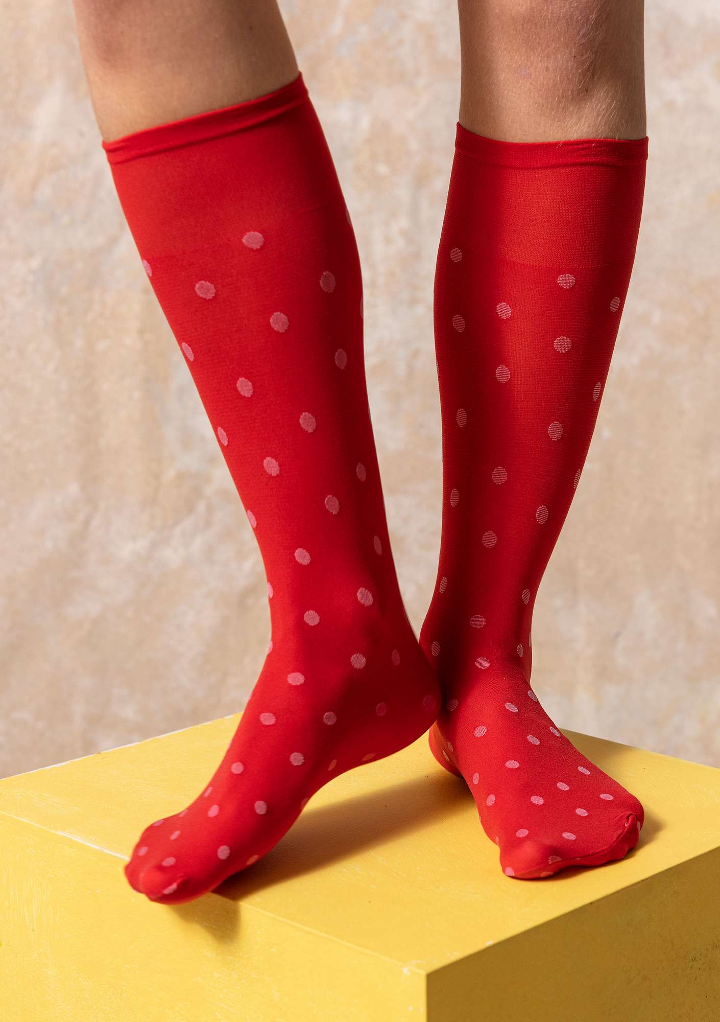 Dotted knee-highs parrot red